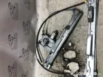 Macara geam stanga fata Renault Clio 3 2010