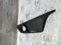 Grila proiector stanga Volkswagen Jetta 2012