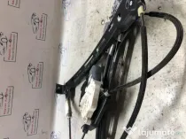 Macara geam dreapta fata Volkswagen Passat CC 2013