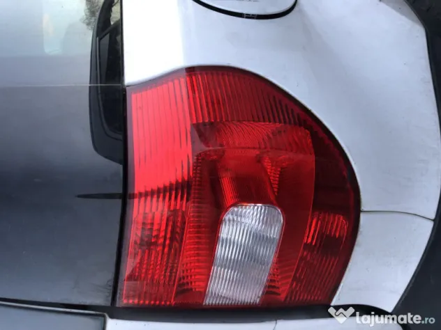 Stop dreapta aripa Skoda Yeti 2.0 Motorina 2012