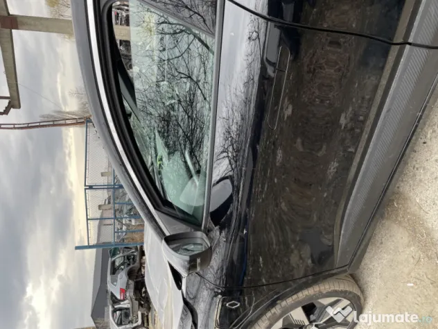 Usa stanga fata Renault Megane 5 2024
