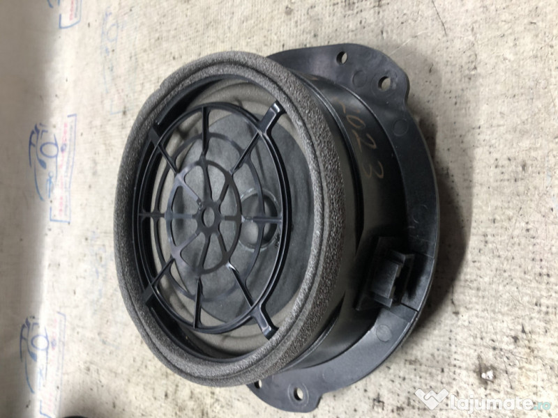 Boxa dreapta spate Audi A4 B9 - Motorina 2023