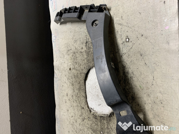 Suport dreapta bara spate Peugeot 3008 - Motorina 2010