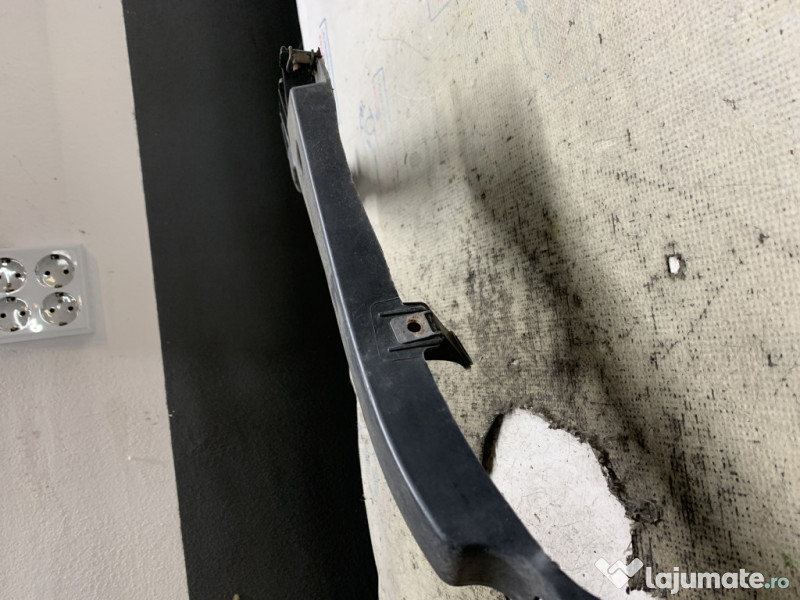 Suport dreapta bara spate Peugeot 3008 - Motorina 2010