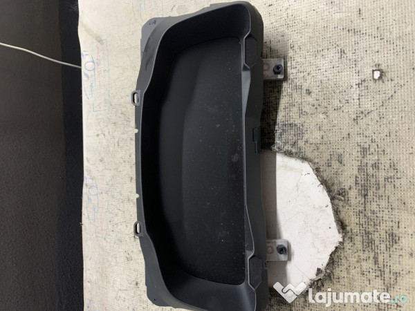 Ceas digital Citroen DS7 1.5 Motorina 2024