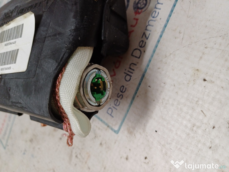 Airbag scaun dreapta fata Dacia Duster - Benzina 2012