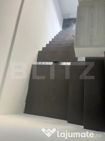 Casa P+1, zona Pelendava-Carcea 141