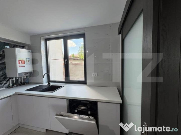 Casa P+1, zona Pelendava-Carcea 141