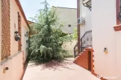 Vila 1 Mai- Chibrit-pentru doua familii 