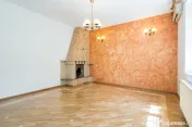 Vila 1 Mai- Chibrit-pentru doua familii 