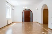 Vila 1 Mai- Chibrit-pentru doua familii 