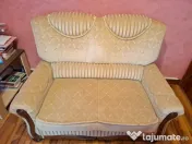Canapea 2 Locuri cu Depozitare – Crem Elegant & Lemn Masiv