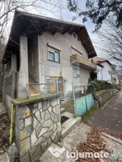CASA/VILLA Individuală , teren 560 mp, D+P+E+pod-zona Ce... 