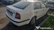 Masina Skoda Octavia 