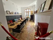 Vila cu piscina - teren generos și potențial multifuncțional 