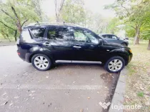 Mitsubishi Outlander 2