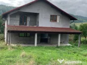 Vila 1+1 zona Berbești 