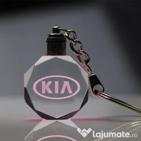 Breloc auto din cristal cu LED - Logo CAR