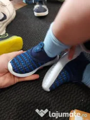 Adidasi copii 2 3 ani 