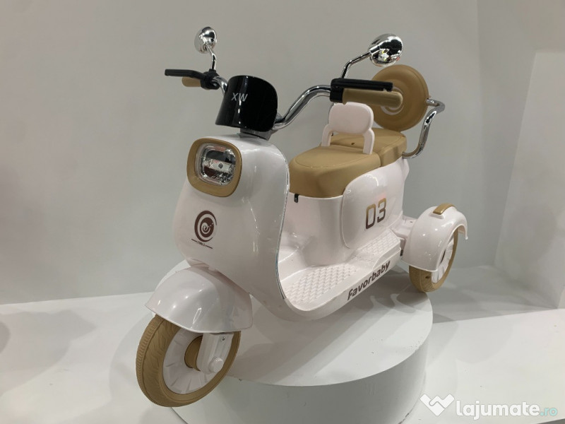 Scuter cu 3 roti si RC, pt. 2 copii, Kinderauto FavorBaby 2x 35W