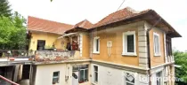 Apartament de vanzare, cu 4 camere, 80 mp, zona Cetate