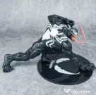 Figurina produsul este Nou