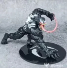 Figurina produsul este Nou