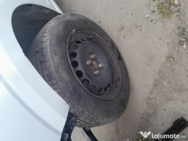Jante 15 - 4 prezoane Dacia Sandero 3 1.0 Benzina 2020
