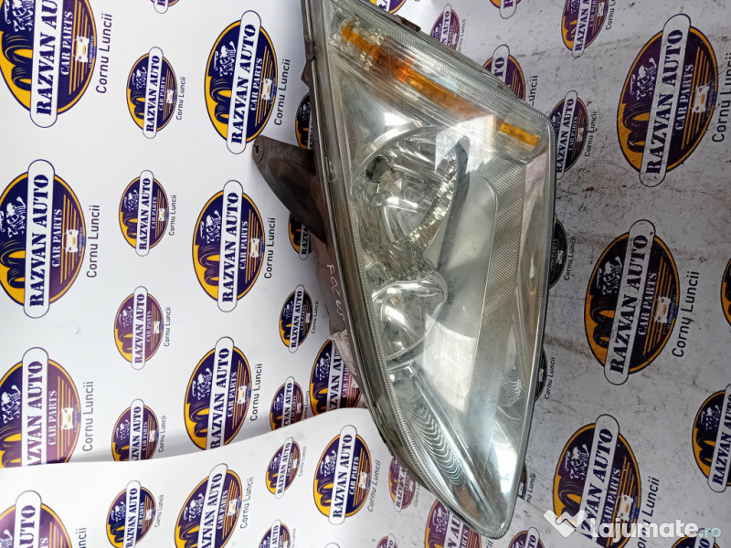 Far Stanga Halogen Ford Focus 2 2006