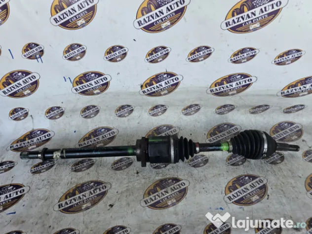 Planetara dreapta fata Nissan Qashqai 1.6 Motorina 2012