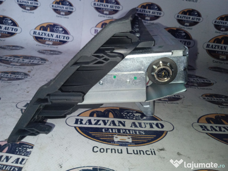 Airbag genunchi Volkswagen Sharan 2012