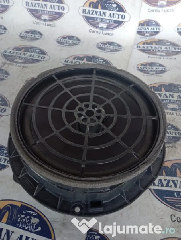 Boxa stanga fata Audi A4 B9