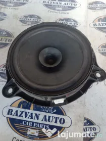 Boxa stanga fata Dacia Sandero