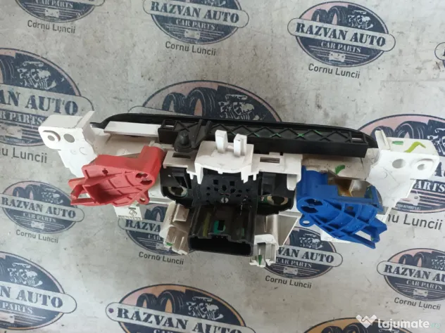 Panou comanda clima Dacia Duster 2013