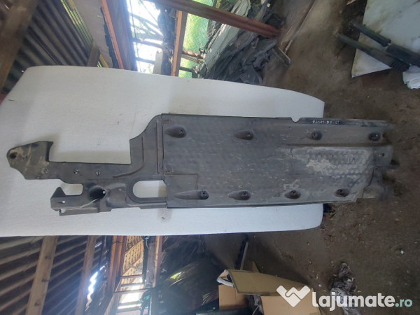 Scut lateral stanga Volkswagen Passat B7 2012