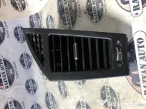 Grila ventilatie stanga Hyundai I40 2014