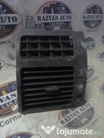Grila ventilatie stanga Volkswagen Touran 2005