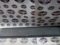 Bandou usa dreapta fata Dacia Duster 2013
