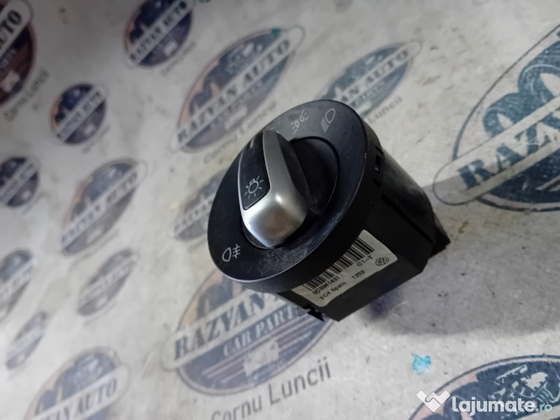 Bloc lumini Volkswagen Passat B7 2012