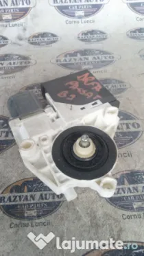 Motoras macara dreapta fata Volkswagen Passat B7