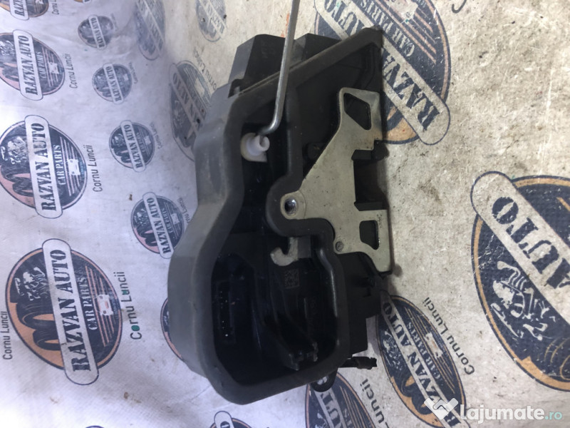 Broasca dreapta spate BMW X3 F25 2013