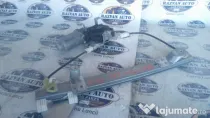 Macara geam stanga spate Nissan Qashqai 2011