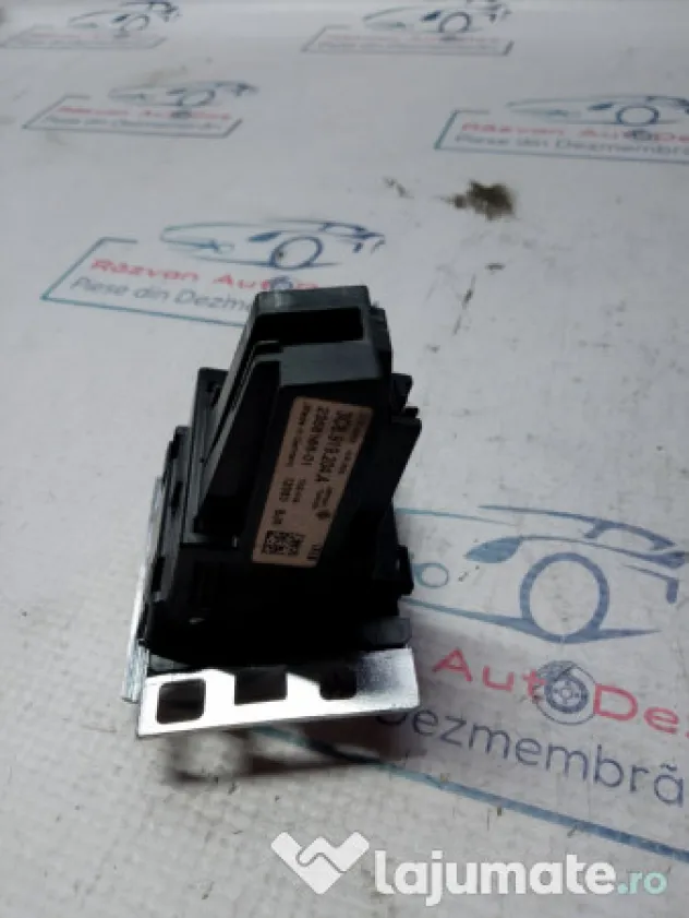 Ceas bord analogic Volkswagen Passat CC 2011