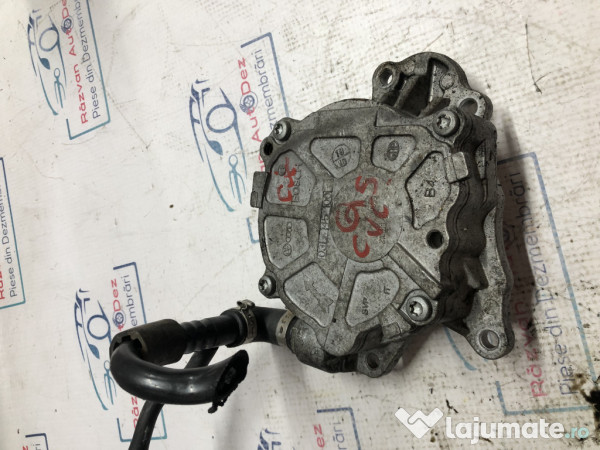 Pompa vacuum Audi Q5 2010