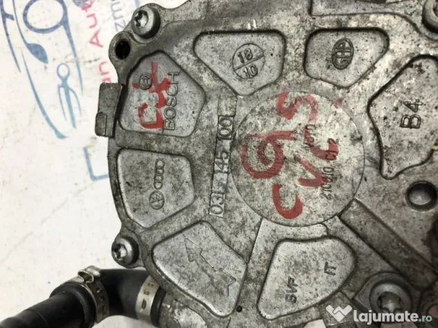 Pompa vacuum Audi Q5 2010