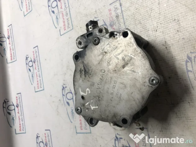Pompa vacuum Audi A5 2.0 2011