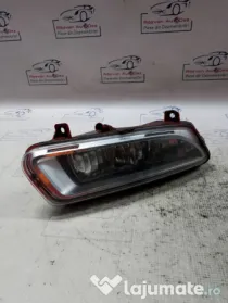Proiectoare dreapta Volkswagen Polo 2010