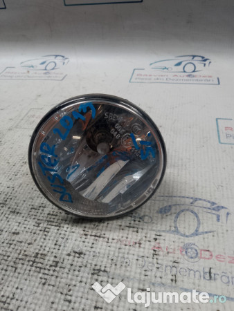 Proiector stanga Dacia Duster 2013