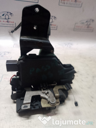Broasca stanga spate Volkswagen Passat B5 2004