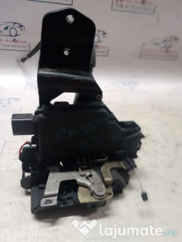 Broasca stanga spate Volkswagen Passat B5 2004
